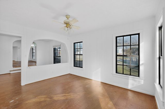 1108 Winters Street, Dallas, TX 75216