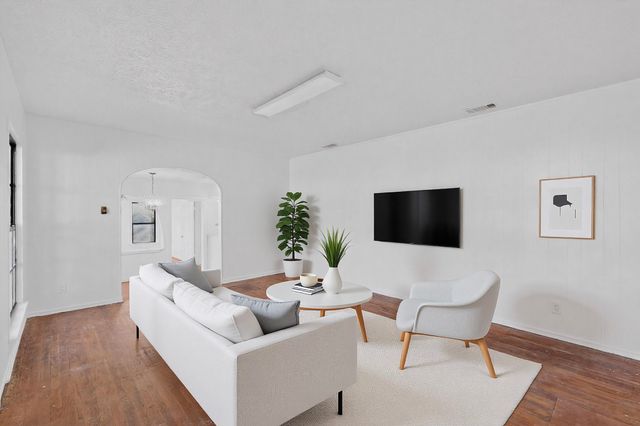 1108 Winters Street, Dallas, TX 75216