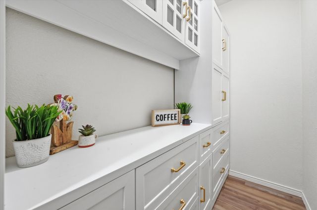 5808 Ridge Drive, Arlington, TX 76016