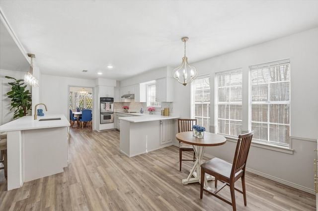 5808 Ridge Drive, Arlington, TX 76016