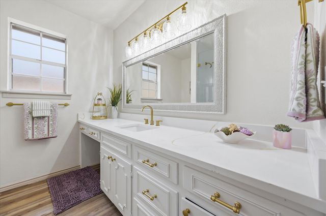 5808 Ridge Drive, Arlington, TX 76016