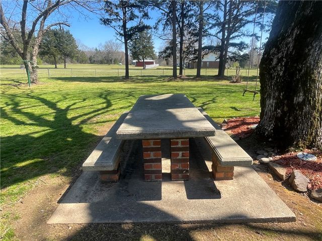 2692 WIRE Road, Clarksville, AR 72830