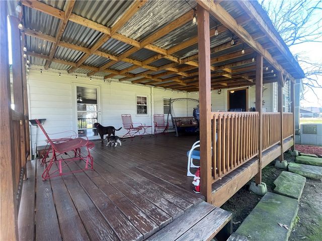 2692 WIRE Road, Clarksville, AR 72830