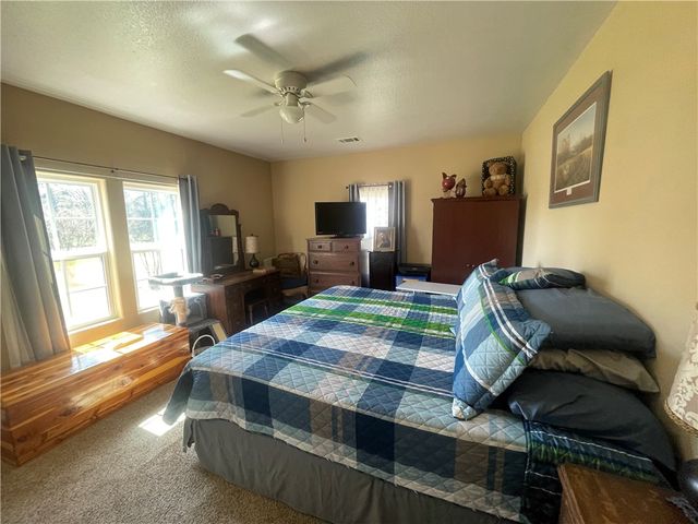 2692 WIRE Road, Clarksville, AR 72830