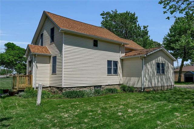799 Beach Road, Cheektowaga, NY 14225