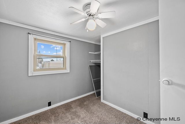 402 WILLIAMS ST, Cheyenne, WY 82007