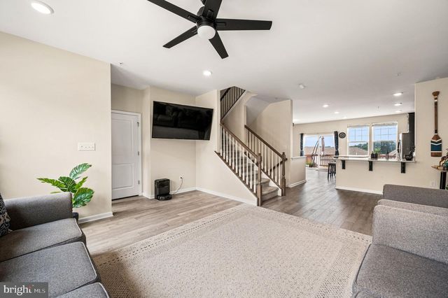 337 DAWSON PL, Downingtown, PA 19335