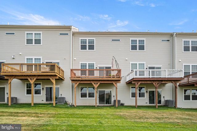 337 DAWSON PL, Downingtown, PA 19335