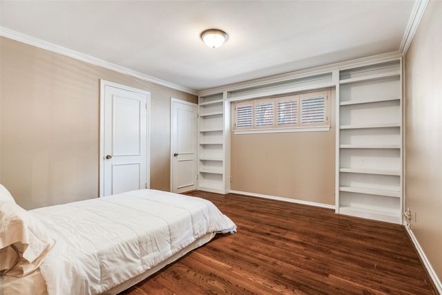 6070 Averill Way A, Dallas, TX 75225