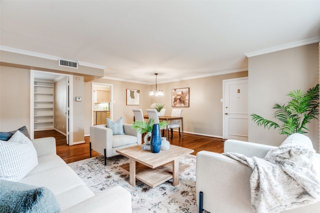 6070 Averill Way A, Dallas, TX 75225