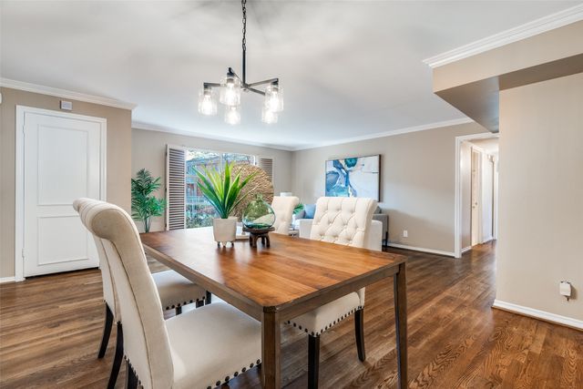 6070 Averill Way A, Dallas, TX 75225