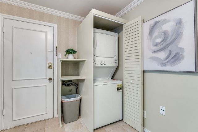 6070 Averill Way A, Dallas, TX 75225