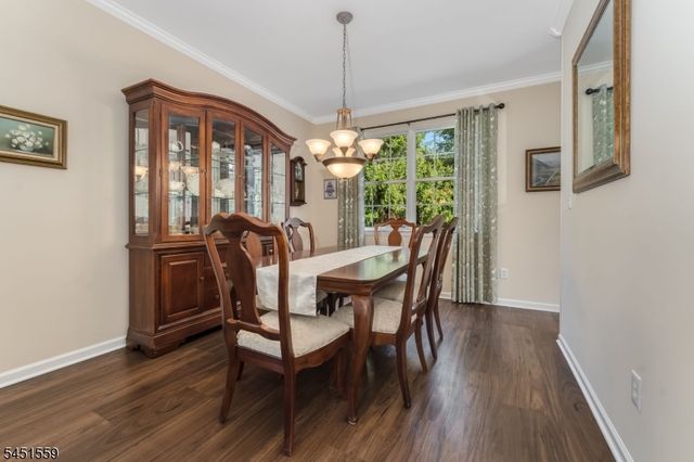46 Saxton Dr, Hackettstown Town, NJ 07840