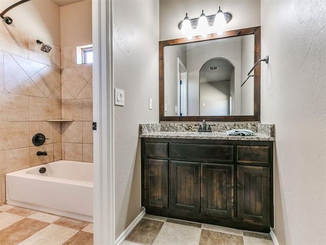 15309 SE 58th Street, Choctaw, OK 73020