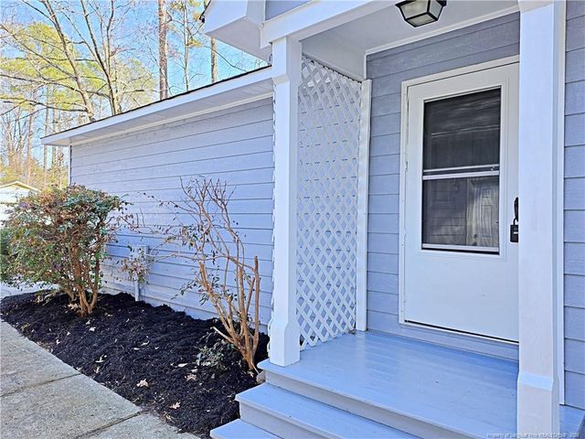 532 Crooked Creek Court, Fayetteville, NC 28301