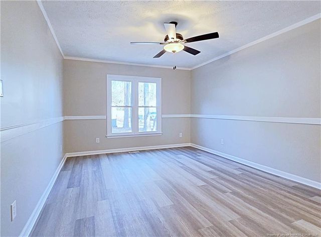 532 Crooked Creek Court, Fayetteville, NC 28301