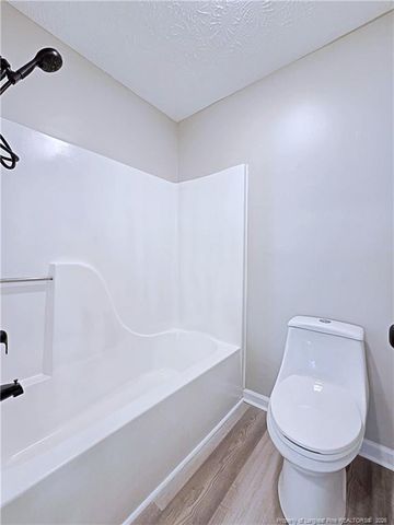 532 Crooked Creek Court, Fayetteville, NC 28301