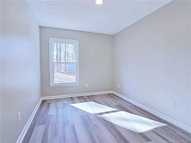 532 Crooked Creek Court, Fayetteville, NC 28301