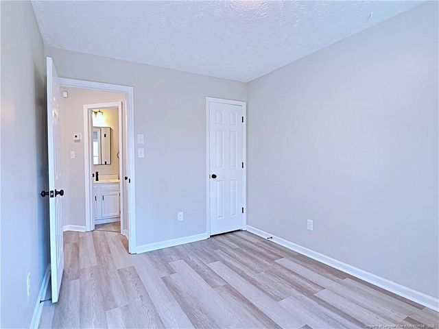 532 Crooked Creek Court, Fayetteville, NC 28301