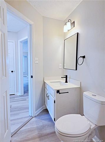 532 Crooked Creek Court, Fayetteville, NC 28301