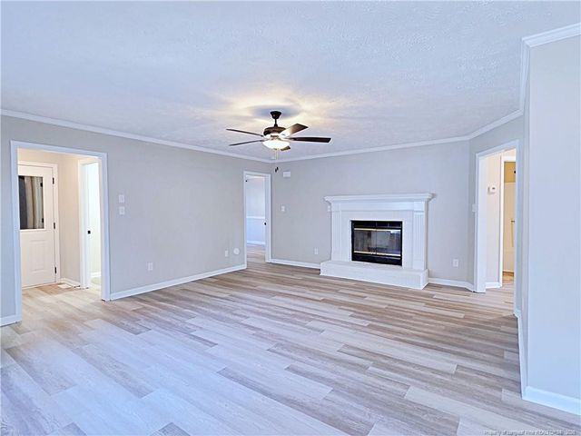 532 Crooked Creek Court, Fayetteville, NC 28301