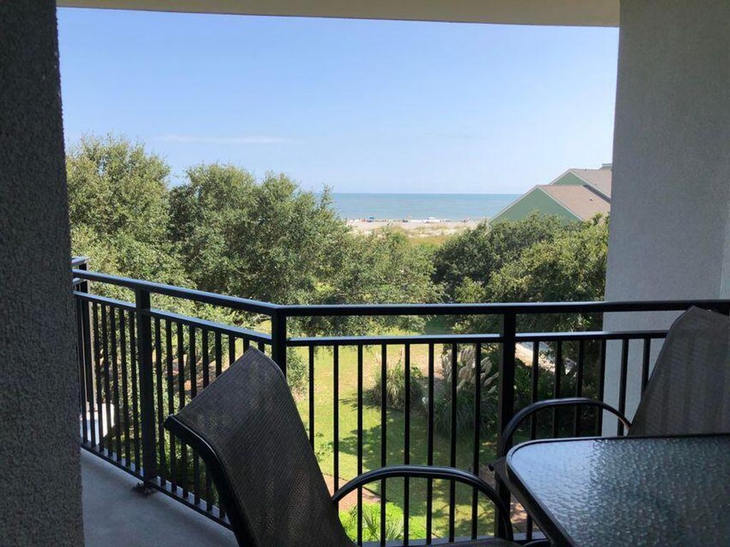 Image 11 of property listing at 305 Shipwatch-A (1/13th Share#1), Isle Of Palms, SC 29451