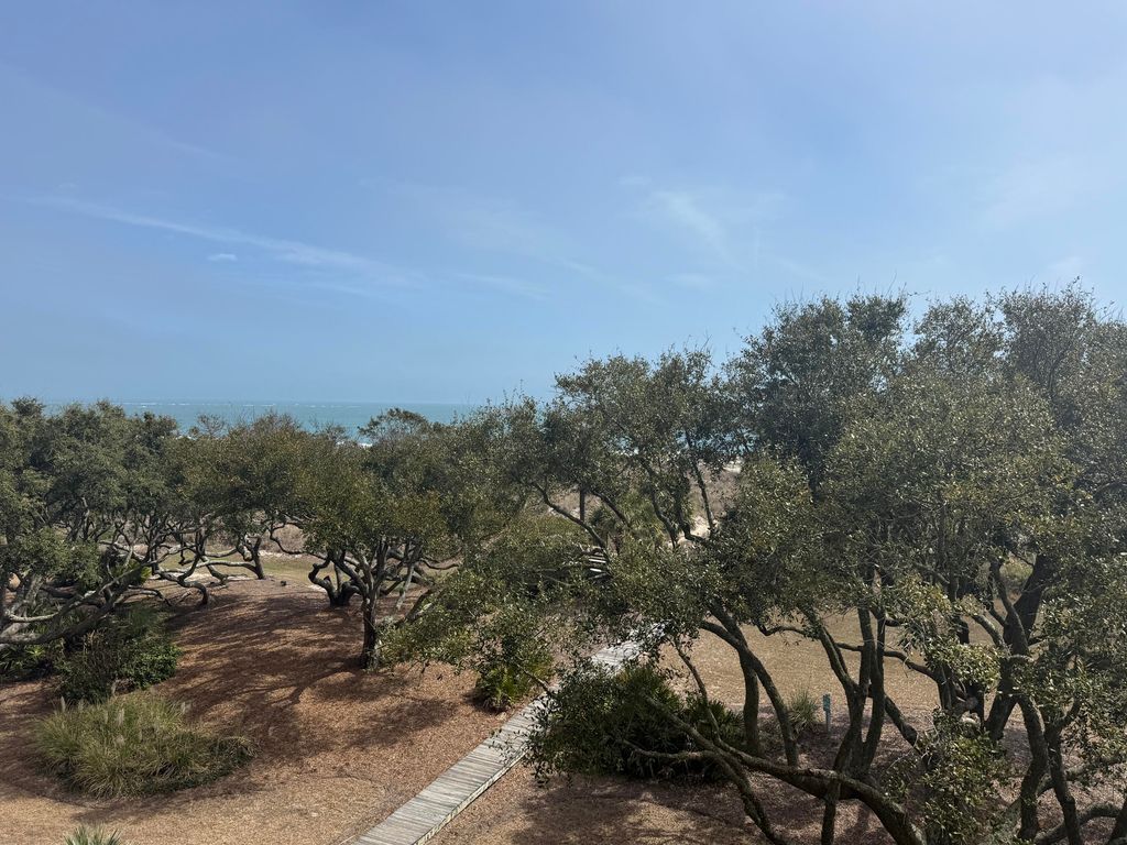 Image 12 of property listing at 305 Shipwatch-A (1/13th Share#1), Isle Of Palms, SC 29451