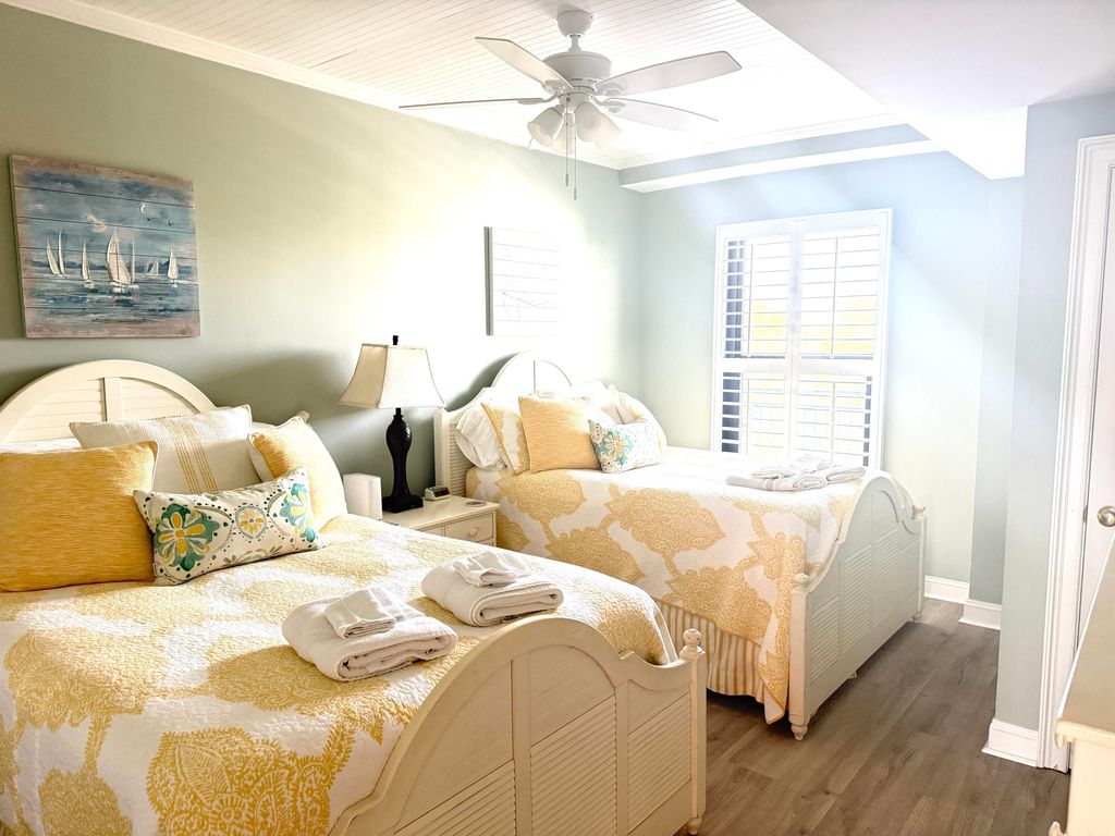 Image 7 of property listing at 305 Shipwatch-A (1/13th Share#1), Isle Of Palms, SC 29451