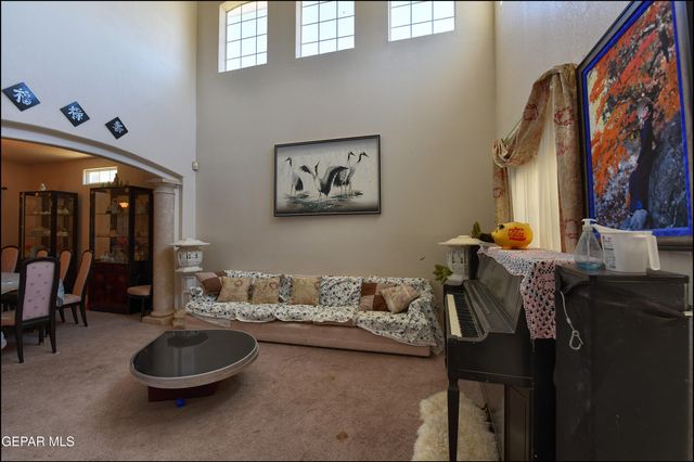 7433 EMMETT LARKIN Place, El Paso, TX 79904