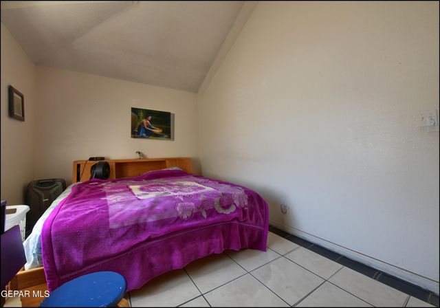 7433 EMMETT LARKIN Place, El Paso, TX 79904