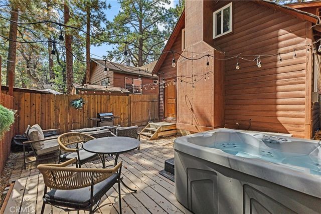 317 Moreno, Sugarloaf, CA 92386
