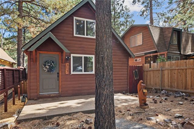 317 Moreno, Sugarloaf, CA 92386