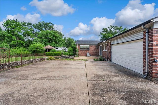 1542 Langholm Drive, Florissant, MO 63031