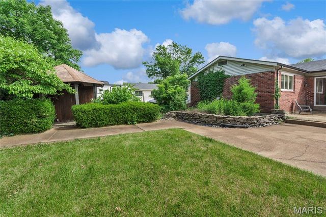 1542 Langholm Drive, Florissant, MO 63031