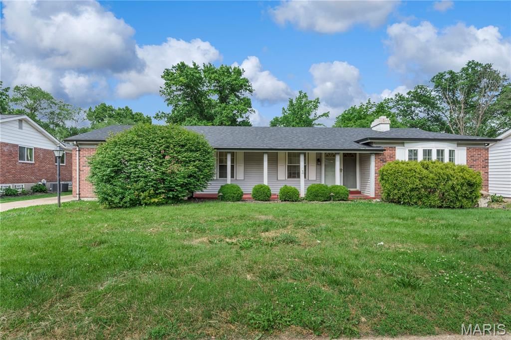 1542 Langholm Drive, Florissant, MO 63031