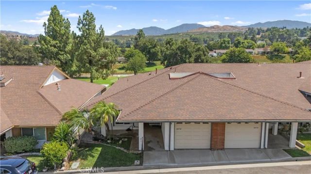 26728 Oak Garden Court, Newhall, CA 91321