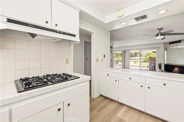 26728 Oak Garden Court, Newhall, CA 91321