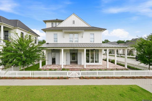 2757 Chenal Ct, Baton Rouge, LA 70820