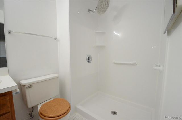 42803 Lilley Pointe Drive 139, Canton Charter Township, MI 48187