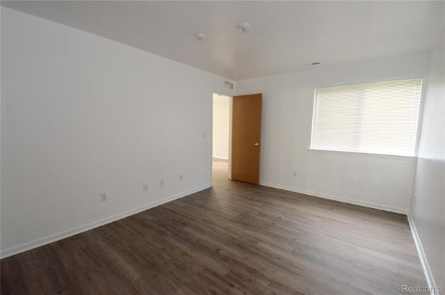 42803 Lilley Pointe Drive 139, Canton Charter Township, MI 48187