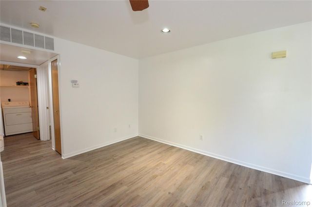 42803 Lilley Pointe Drive 139, Canton Charter Township, MI 48187