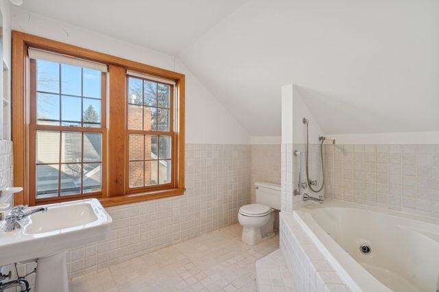 4050 Wooddale Avenue S, Saint Louis Park, MN 55416