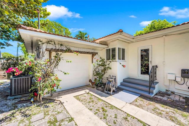 50 NE 110th St, Miami Shores, FL 33161
