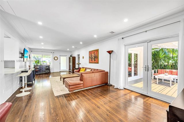 50 NE 110th St, Miami Shores, FL 33161