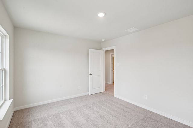 334 Amberville Drive, Red Oak, TX 75154