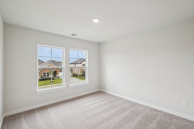 334 Amberville Drive, Red Oak, TX 75154