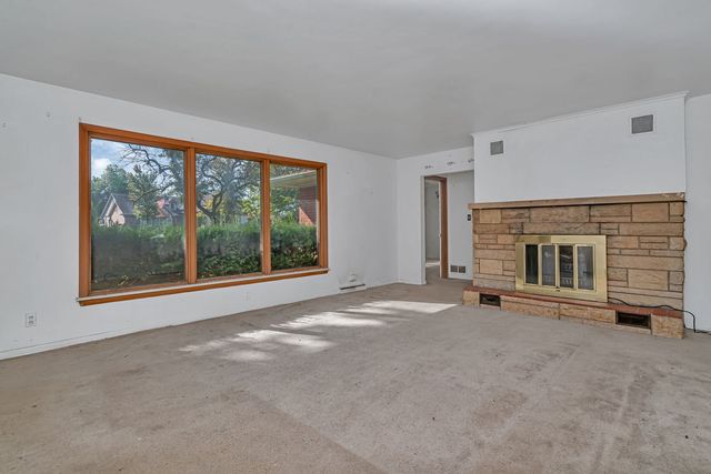 1108 E 9th Street, Lockport, IL 60441