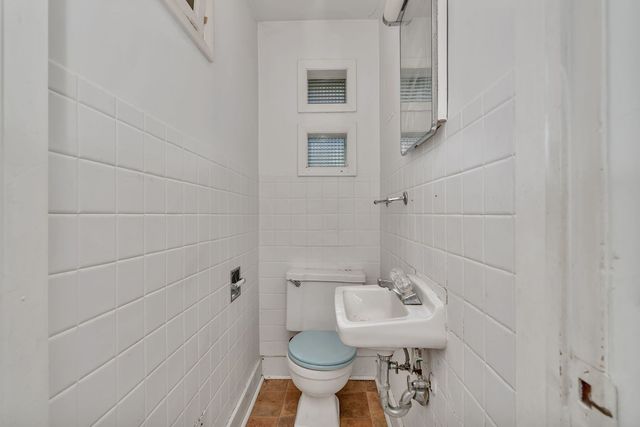 1108 E 9th Street, Lockport, IL 60441