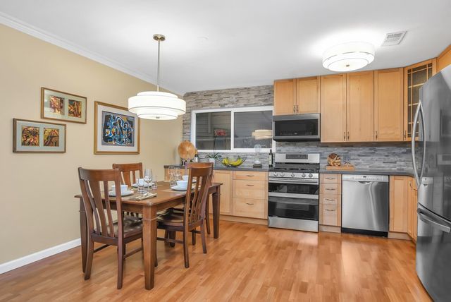 128 128 Ascot Ct C, Moraga, CA 94556