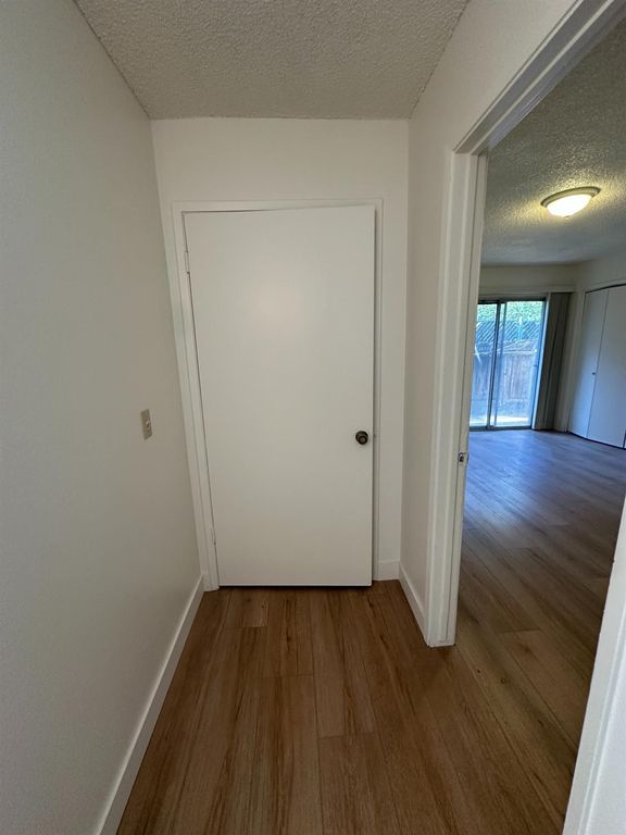 Image 19 of property listing at 1108 Pierce Drive # 101, Clovis, CA 93612